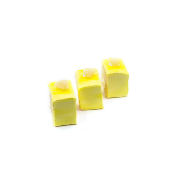 Pineapple Flavored Pastry EL