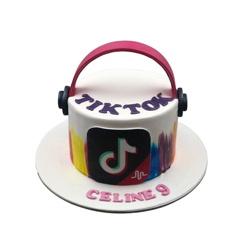 Headphones Tiktok Cake