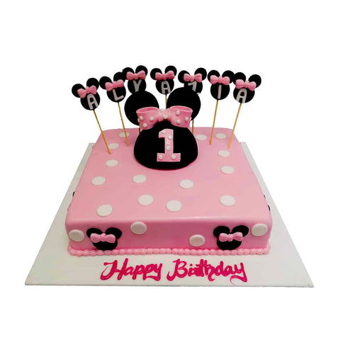 Minnie Mouse Pink Cake