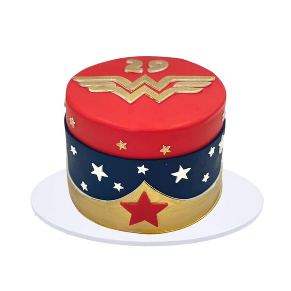 Wonderwoman Cake
