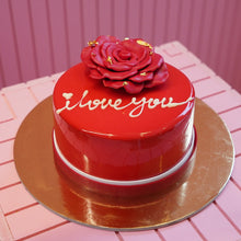 Red Rose Cake